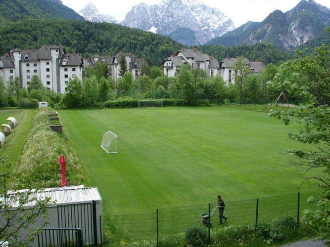 Klass 203 Kranjska Gora Buitenkant foto