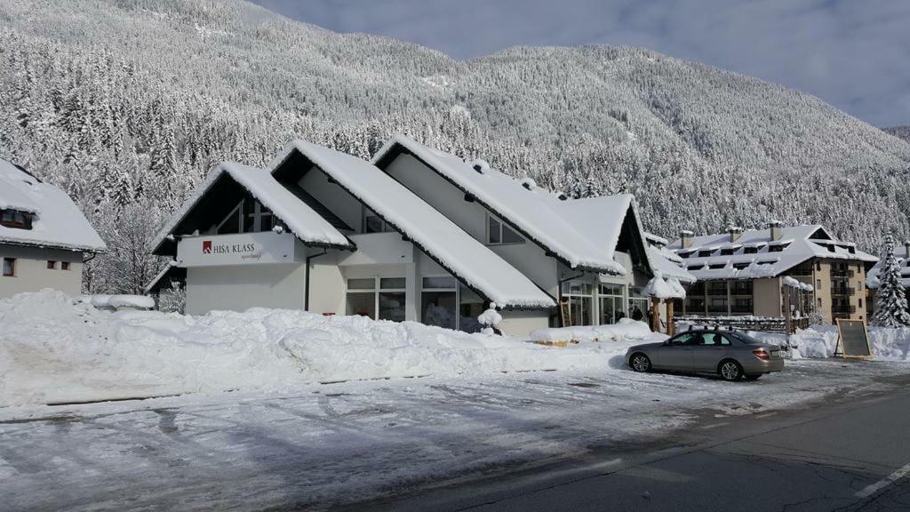 Klass 203 Kranjska Gora Buitenkant foto